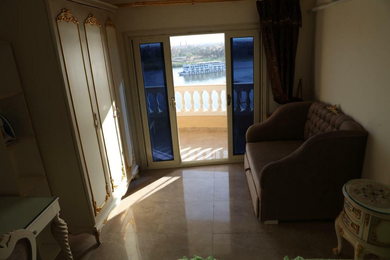 Maadi, Direct Nile River View From